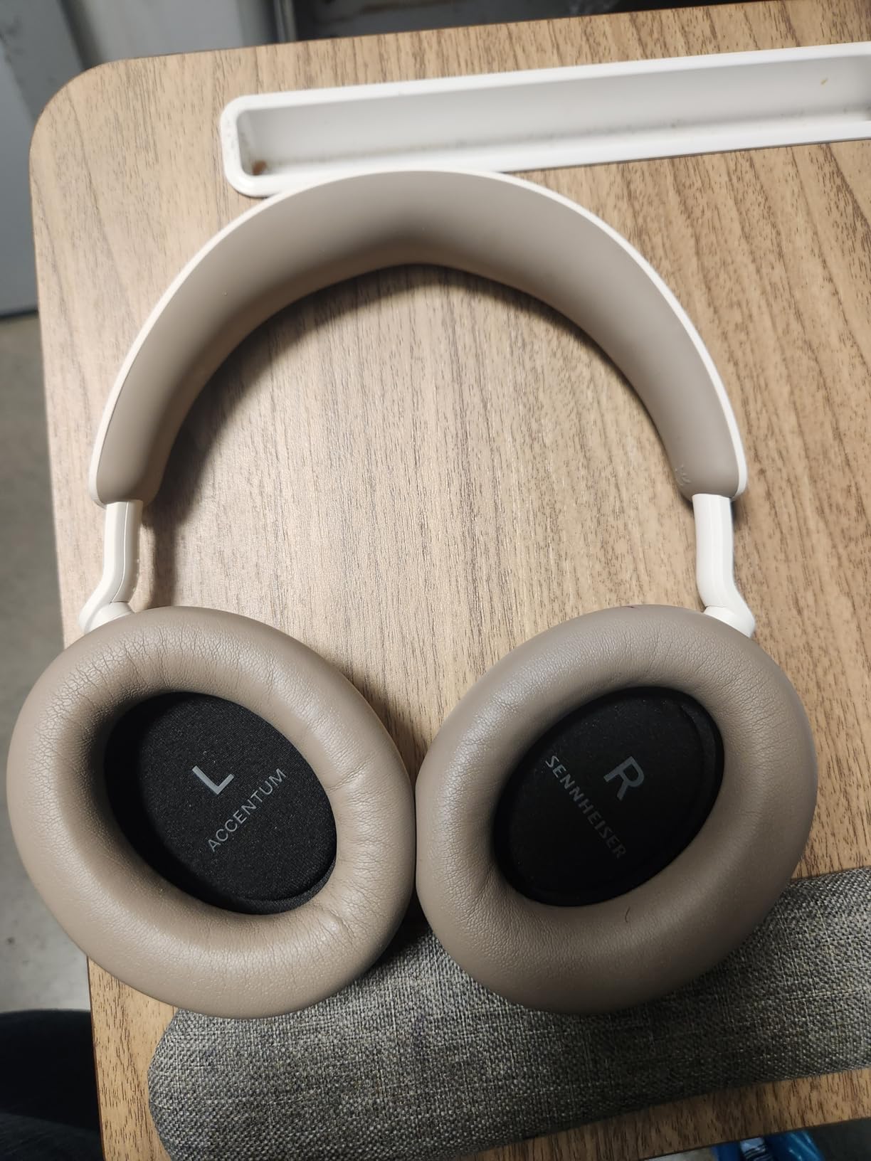 Sennheiser ACCENTUM Wireless Bluetooth Headphones Noise Cancelling - Up to 50HR Playtime, Hybrid Noise Cancelling (ANC), All-Day Comfort, Black customer photo 1