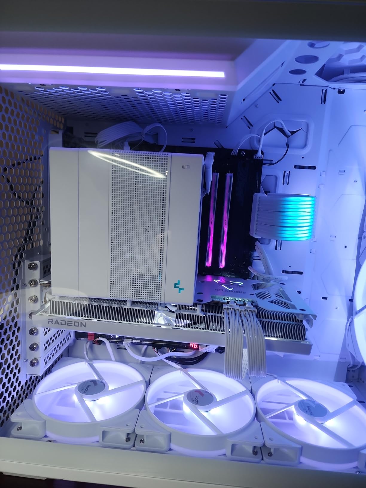 G.SKILL Trident Z5 Neo RGB Series DDR5 RAM (AMD EXPO) 32GB (2x16GB) 6000MT/s CL30-36-36-96 1.35V Desktop Computer Memory U-DIMM - Matte White customer photo 2
