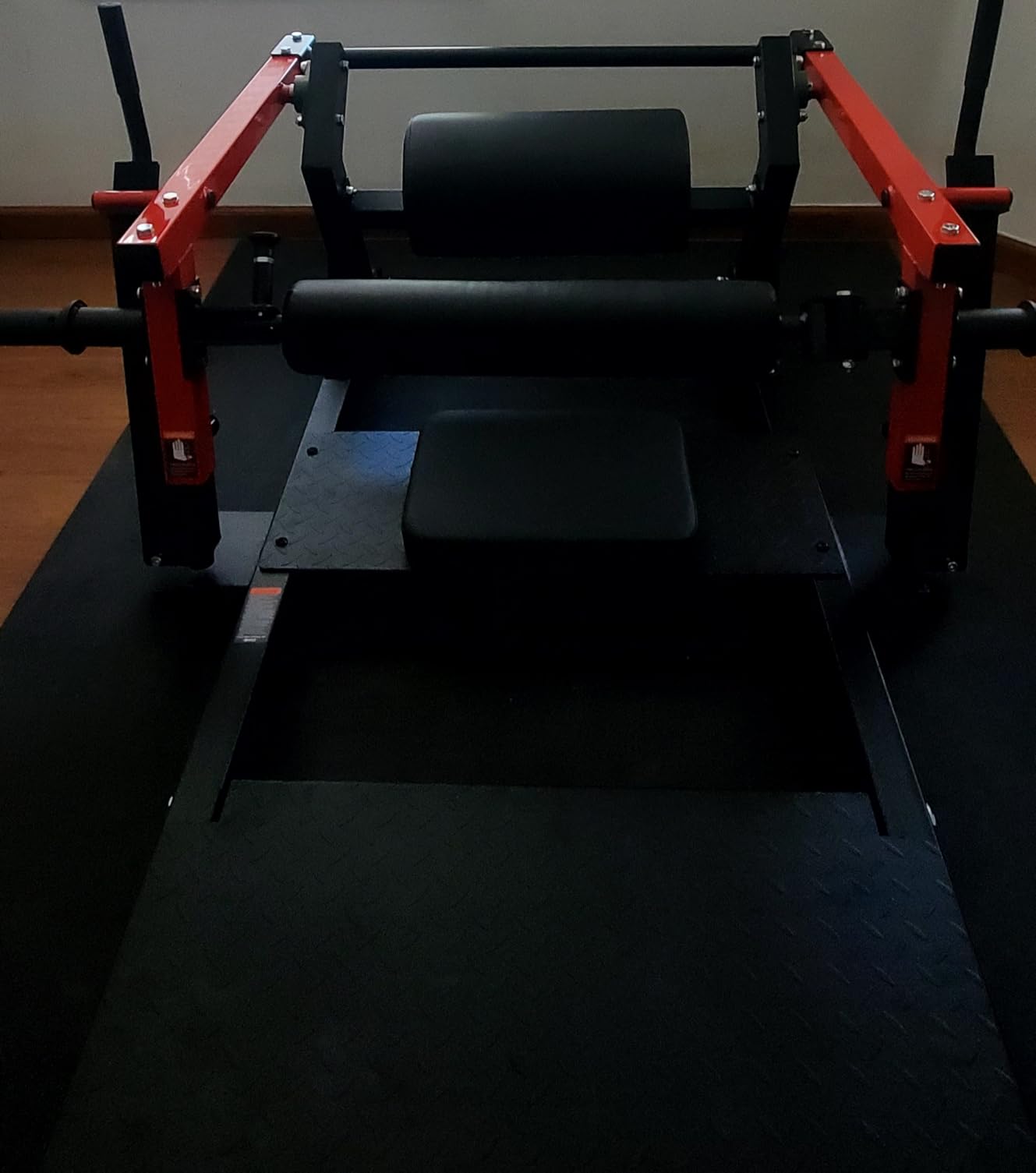 GMWD Hip Thrust Machine, 800LBS Plate-Loaded Glute Bridge Machine with Weight Holder, Heavy Duty Butt Exercise Equipment for Glute Muscles Building and Butt Shaping, Adjustable Footboard(R100LB customer photo 1
