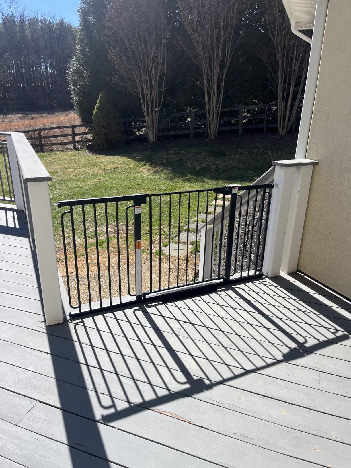Cumbor 36 Inches Extra Tall Baby Gate for Stairs, 29.7-57 Inches Extra Wide Dog Gate for Doorways Hallways, Pressure Mounted Child Gate for Wide Opening, Auto Close Personal Safety for Babies and Pets, Black customer photo 1