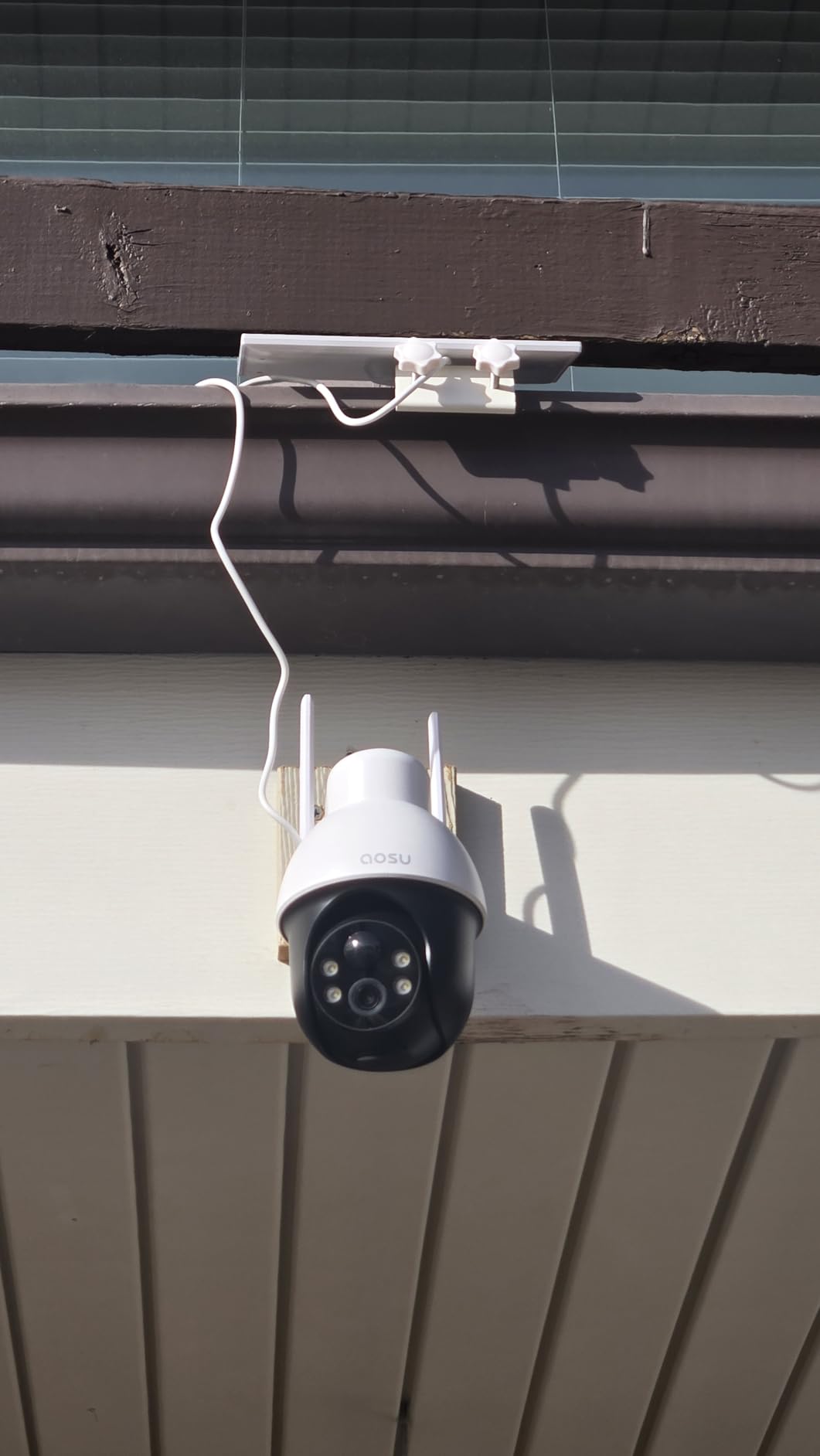 aosu 3K 5MP Solar Security Camera Wireless Outdoor PTZ 360° Smart Tracking customer photo 2