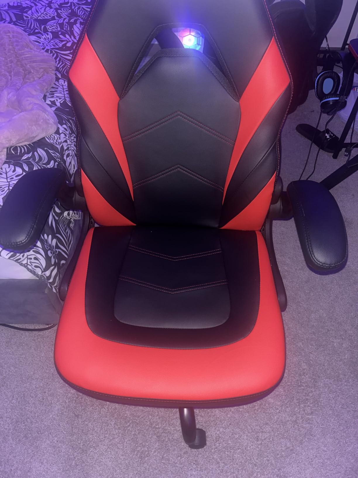OLIXIS Big and Tall Office Desk Leather Gaming Computer Chair with Adjustable Swivel Task and Flip-up Arms for Adults, Teens, Grey customer photo 2