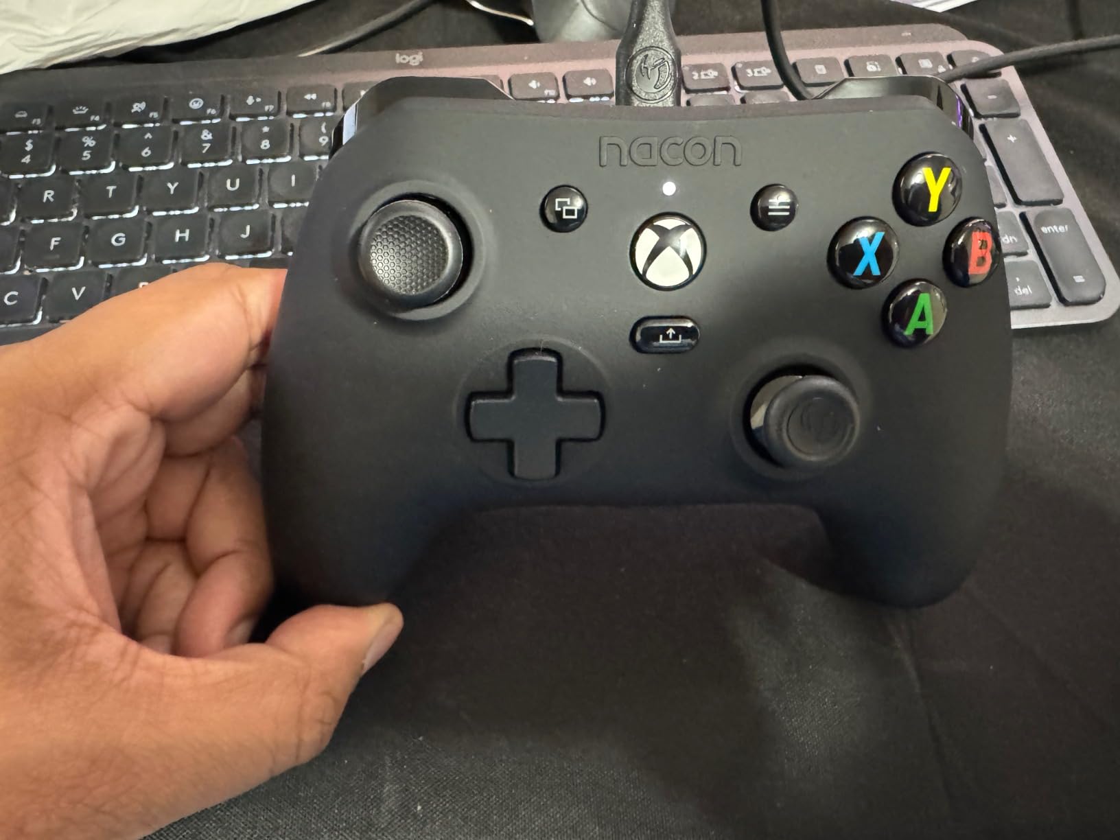 NACON Evol-X Pro Wired Controller Officially Licensed for Xbox Series X|S, Xbox One, and PC - Mappable Back Buttons -Dual Vibration Motors -3.5mm Audio Jack - Soft-Touch Black customer photo 2