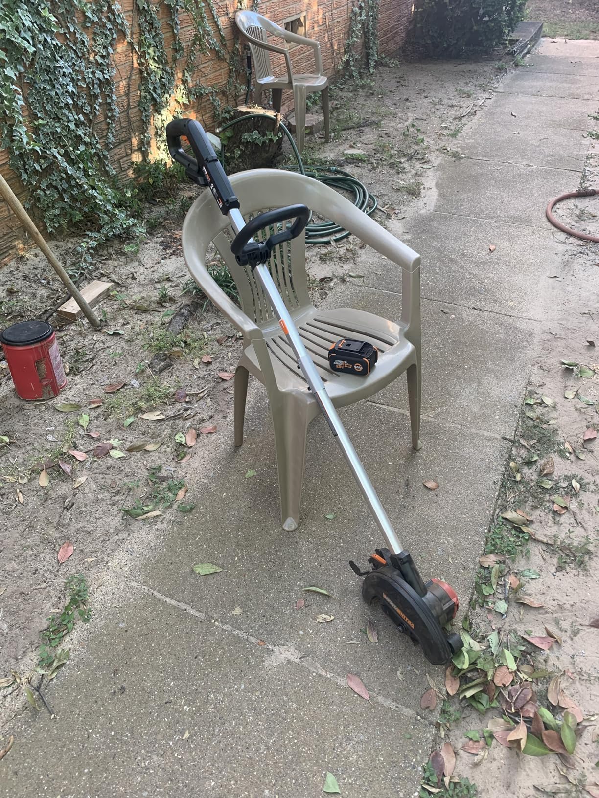WORX Nitro Cordless Lawn Edger, 7'' Grass Edger with 3 Depth Settings, 20V Electric Edger with Dual Wheels & Brushless Motor customer photo 1