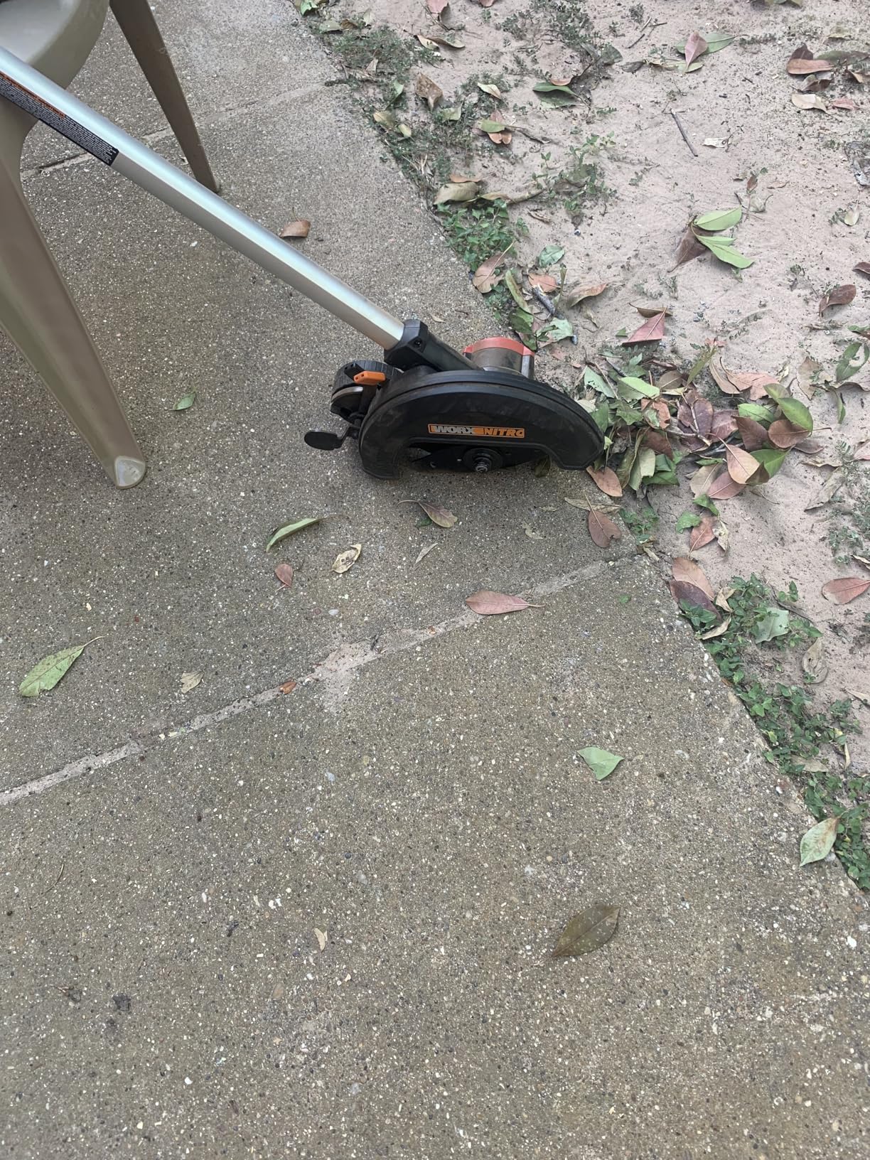 WORX Nitro Cordless Lawn Edger, 7'' Grass Edger with 3 Depth Settings, 20V Electric Edger with Dual Wheels & Brushless Motor customer photo 2