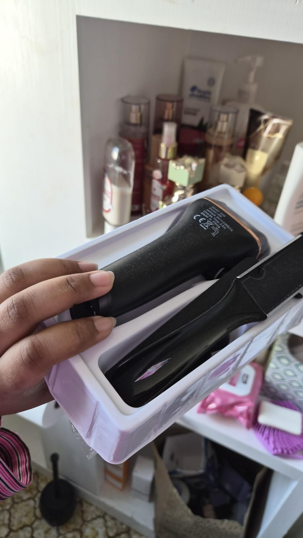 Electric Foot Callus Remover- Long Service Time, Rechargeable Electronic Foot File- Ideal Gift, Professional Pedicure Tools, Waterproof Foot Scrubber, Pedicure Kit Feet Care for Dead Skin (Black) customer photo 1