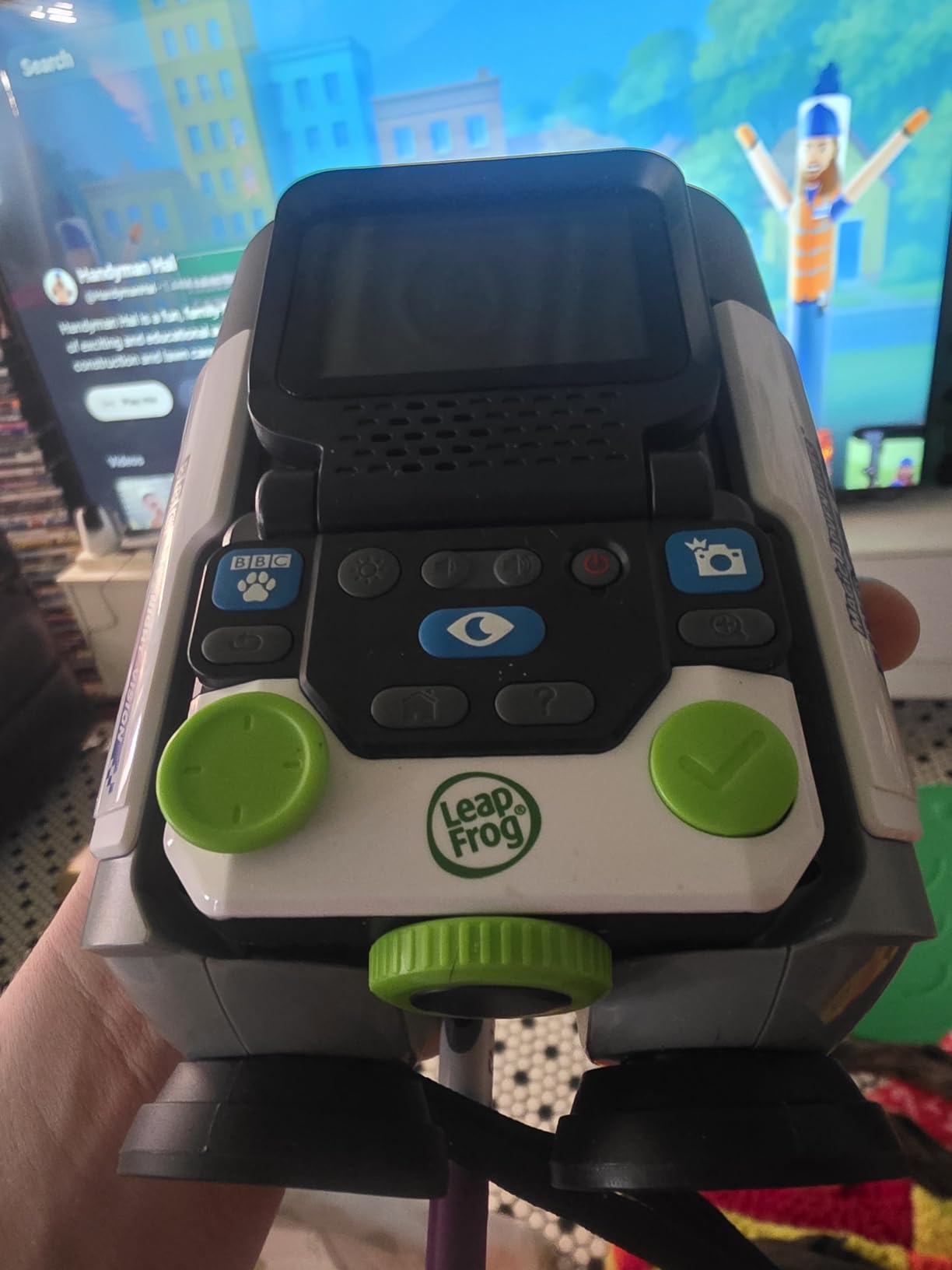 LeapFrog Magic Adventures Binoculars with Screen Capture, Night Vision for Kids Ages 4 and up, White customer photo 1