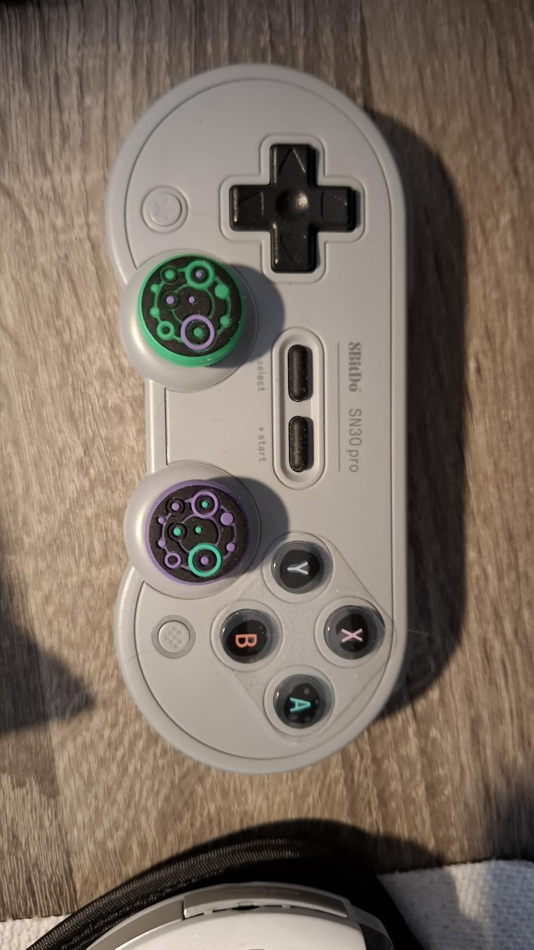 8BitDo Sn30 Pro Wireless Bluetooth Controller, Hall Effect Joystick Update, Retro Gamepad for Switch/Switch 2, PC, Steam Deck, Android, Raspberry PI, iPhone, iPad, macOS and Apple TV (Gray Edition) customer photo 1
