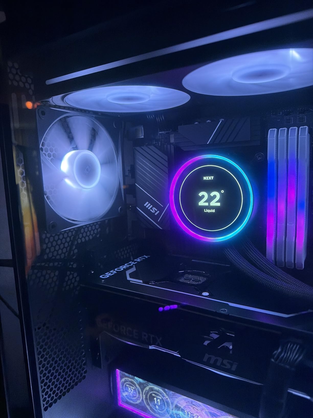 NZXT F360 RGB Core - 360mm Single-Frame Fan Unit with 3 x 120mm RGB Fans - Speed & Lighting Control - High Static Pressure & Airflow - Fluid Dynamic Bearings - 8 aRGB LEDs Per Fan - Black customer photo 2