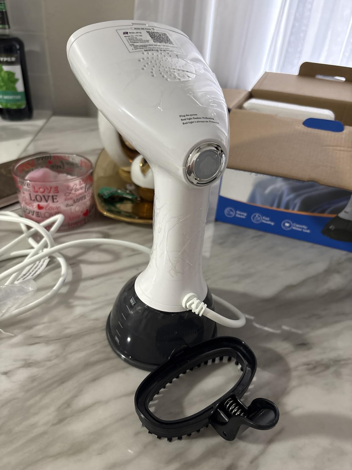 Steamer for Clothes 1350W, Clothes Steamer for Home, Office, Travel, Upgraded 400ML Large Capacity Water Tank customer photo 2