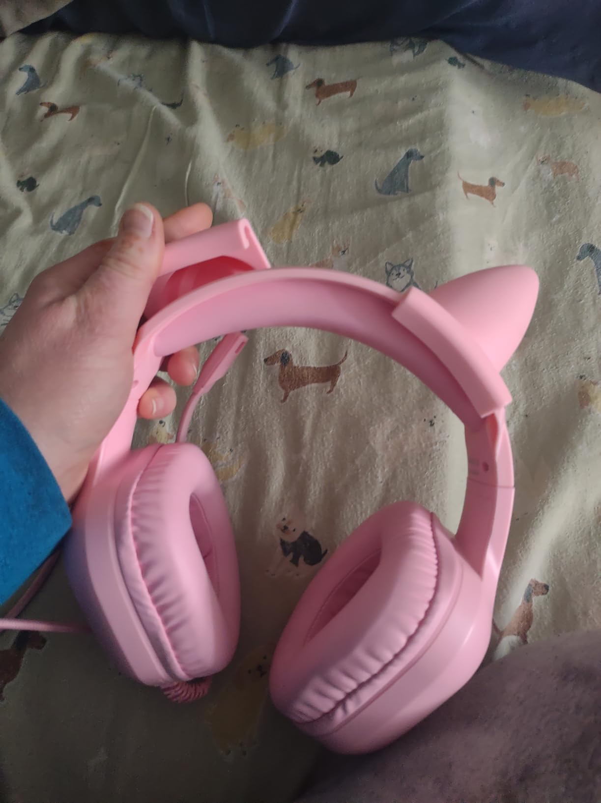 ZIUMIER Gaming Headset with Detachable Cat Ears, Compatible with PS4 PS5 Xbox One PC Laptop, Over-Ear Headphones with LED Light, Noise Canceling Mic, Stereo Surround Sound (Pink Cat) customer photo 1