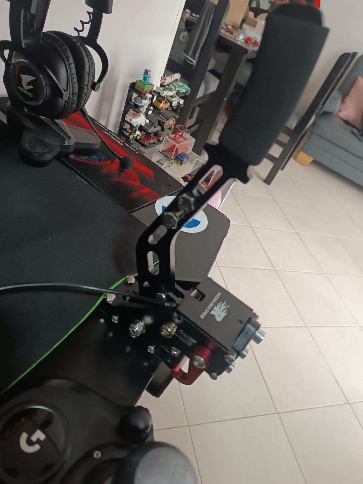 ZHSYMX USB Handbrake for 16Bit SIM PC Racing Games, Compatible with G27 G29 G920 G923 T500 T300 Simulate Linear Handbrake（Only PC System） Black customer photo 2