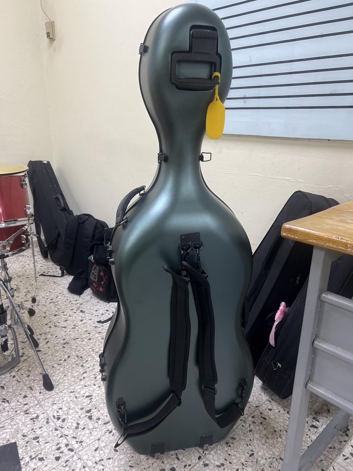 Carbon Fiber Cello Case for 4/4 Full Size Hard Shell with Wheels, Built-in Handle, Backpack Straps, Bow Holders Cello Accessories Box Strong & Ultralight customer photo 1