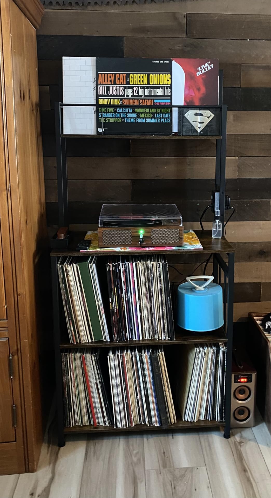 EasyCom Record Player Stand with Vinyl Storage, Turntable Stand Holds Up to 300 Albums, Large Record Player Table with Charge Station, Vinyl Record Stand for Living Room customer photo 1