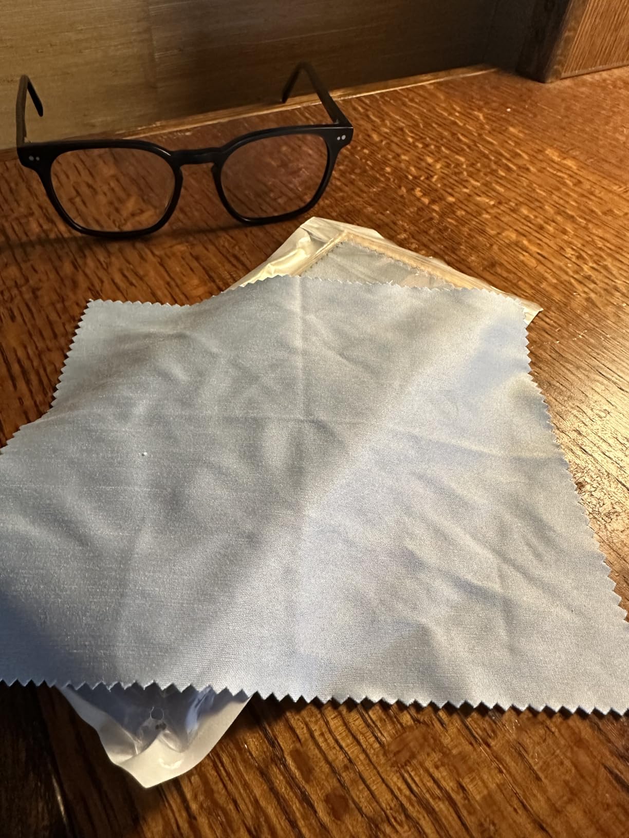 Glasses Cleaning Cloths(12 pcs),Premium Eyeglass Cleaner Cloth, Lens Wipes Cloth for Cleaning Eyeglasses, Cell Phones, Screens, Lenses, Electronics and All Delicate Surface customer photo 2