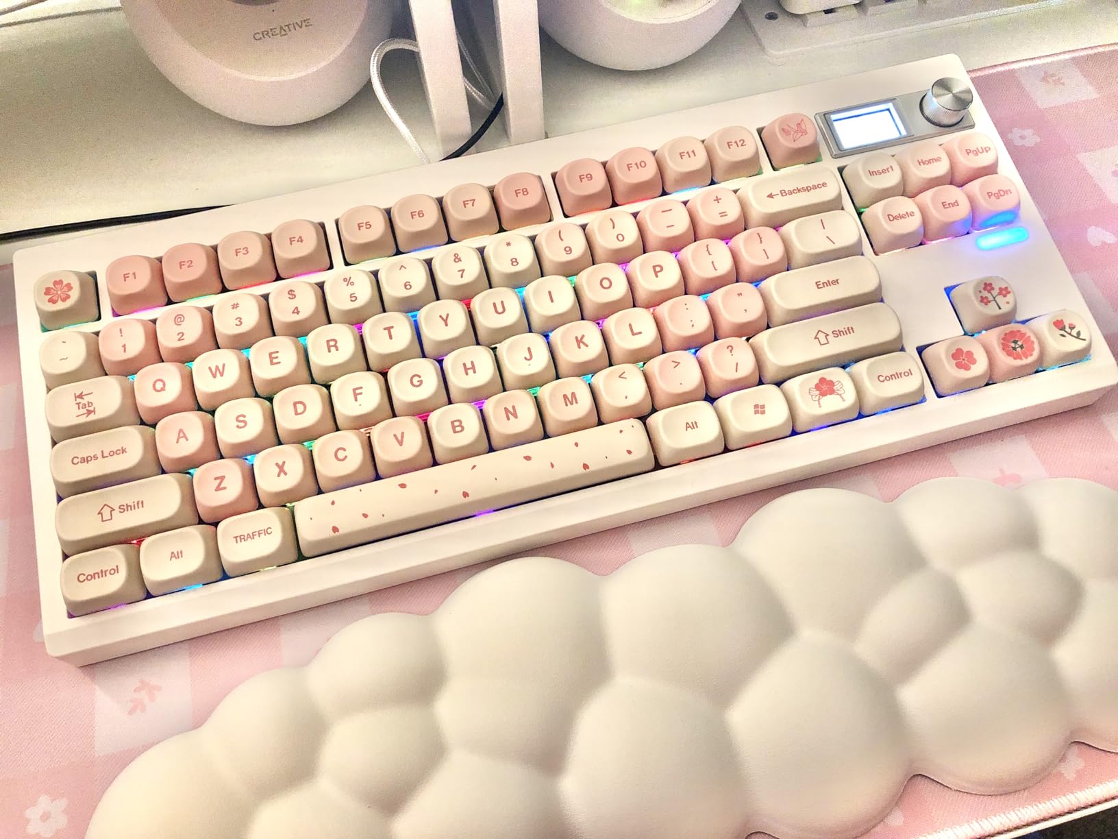 GMK87 Keyboard Barebones Kit,Gasket Mount Hot Swap PCB Triple Mode BT5.0/2.4G/Type-C Wireless Mechanical Keyboard with Knob VIA-Programmable Custom TFT-Screen RGB DIY Kit(Black) customer photo 1