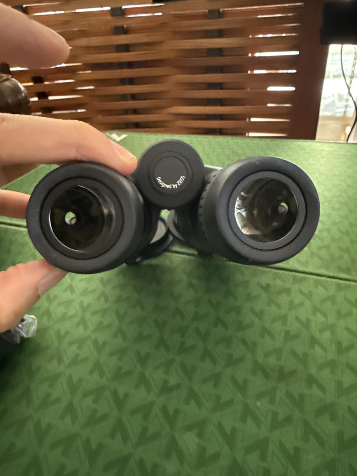 ZEISS Conquest HDX Binoculars 10x42 Waterproof, Compact with LotuTec T* HD Coated Glass for Optimal Clarity in All Weather Conditions customer photo 2