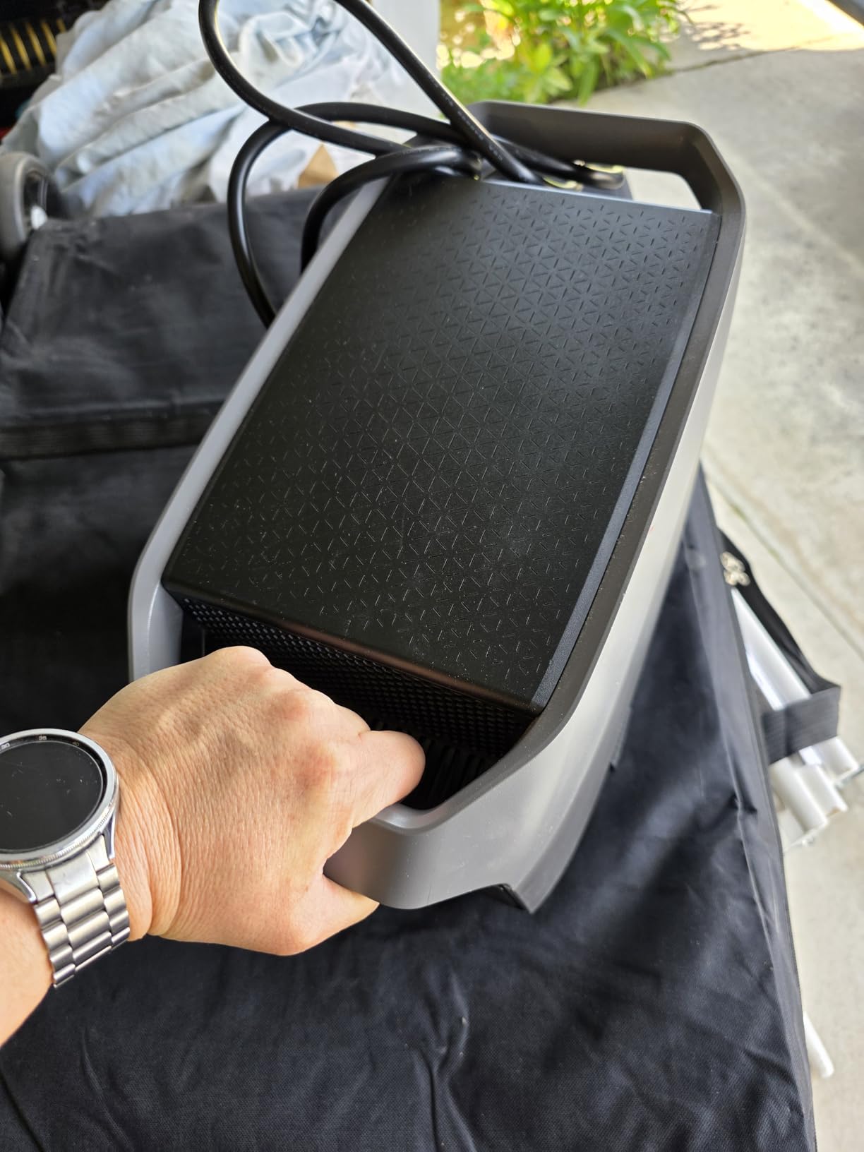 EF ECOFLOW DELTA 3 Portable Power Station, 1024Wh LiFePO4 Battery, Full Charge in 56 Min, 1800W AC/100W USB-C Output, Solar Generator(Solar Panel Optional) for Home Backup Power, Camping & RVs customer photo 1