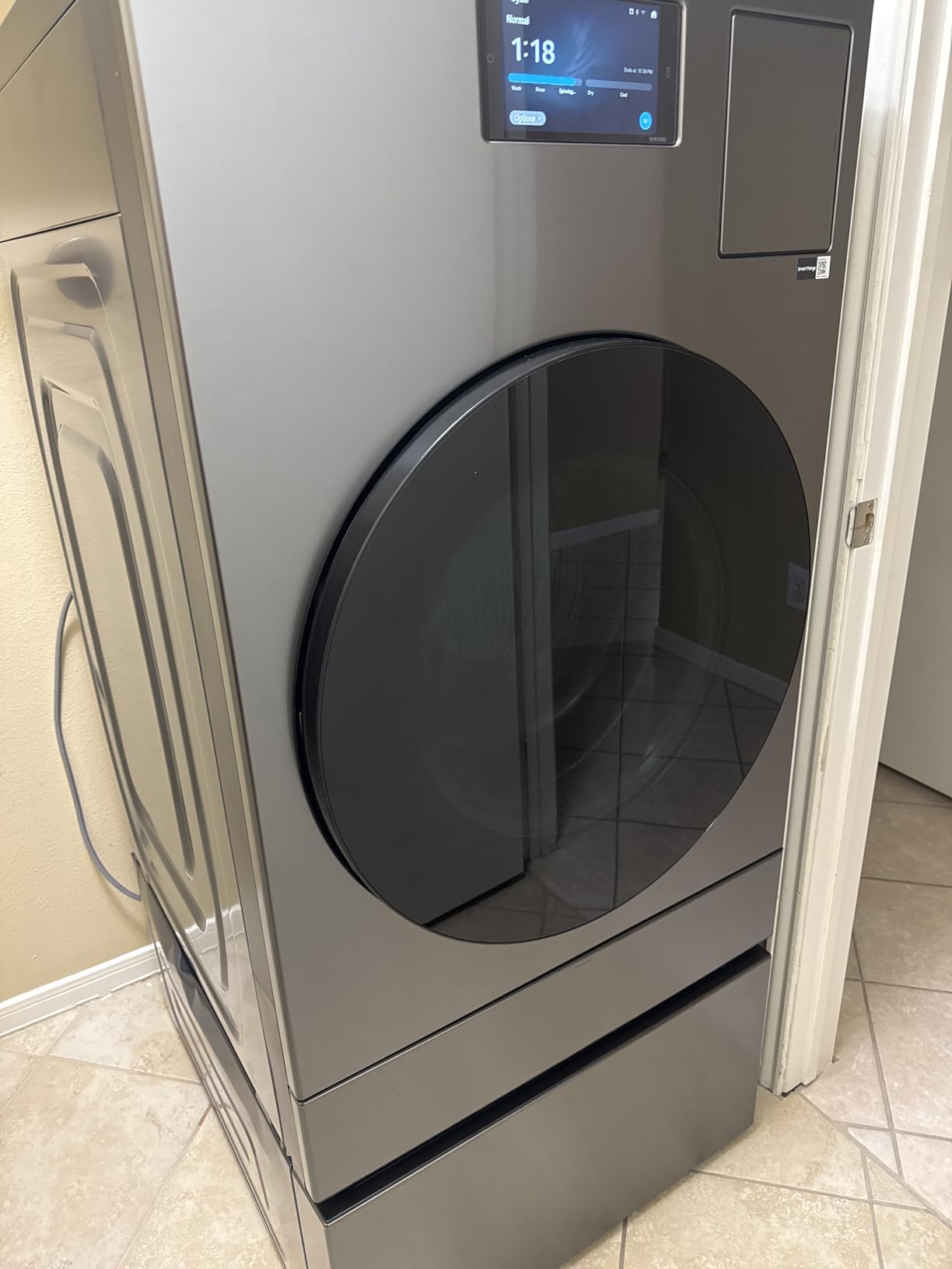 5.3 cu. ft. Bespoke AI Laundry Ventless Heat Pump Dryer Combo All-in-One Ultra Capacity Washer with AI Home, Dark Steel, WD53DBA900HZA1 customer photo 2