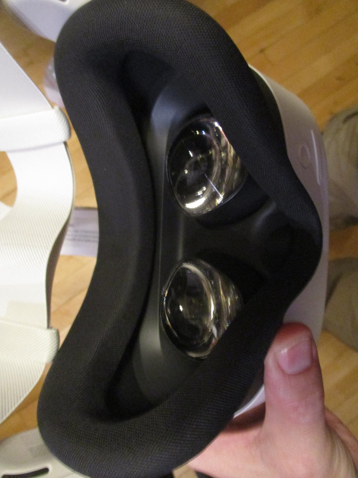 Meta Quest 3S 256GB | VR Headset - 2X Graphical Processing Power - Get Batman: Arkham Shadow Included customer photo 2