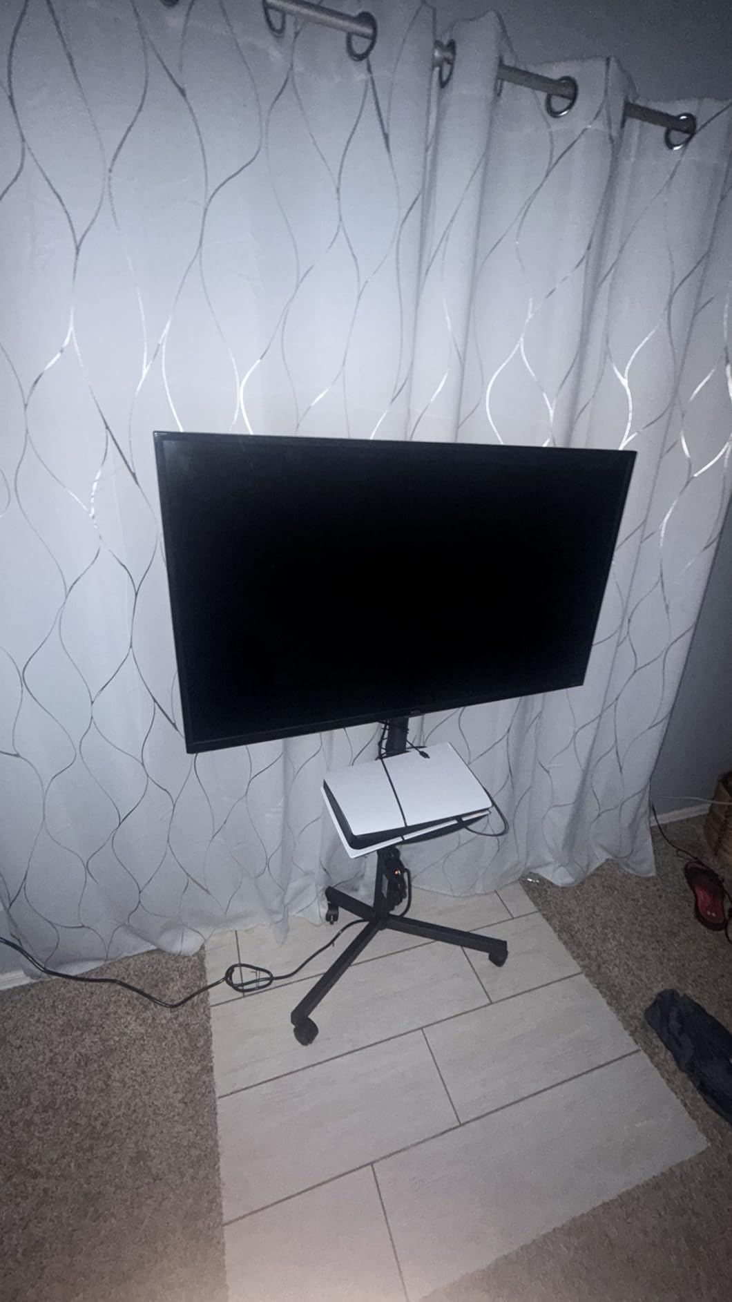 Rfiver Mobile TV Cart Rolling TV Stand with Power Outlet for 32-75 Inch Screens, Portable TV Stand on Wheels with Height Adjustment, Outdoor TV Mount Stand with Shelf Holds up to 88lbs for Home Office customer photo 2