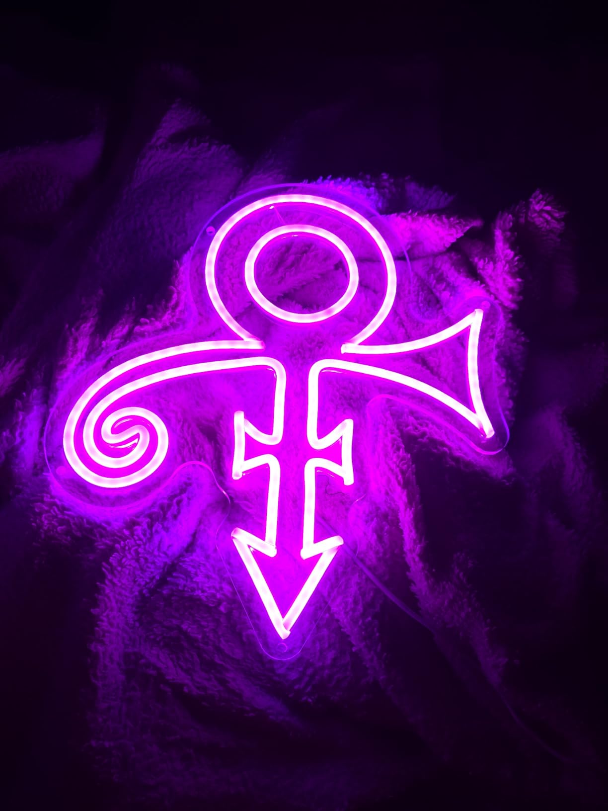 Lock Neon Signs for Wall Decor, Dimmable Game Neon Light for Gamer, USB Powered Gaming Lights for Man Cave Bedroom Game Room Bar customer photo 1