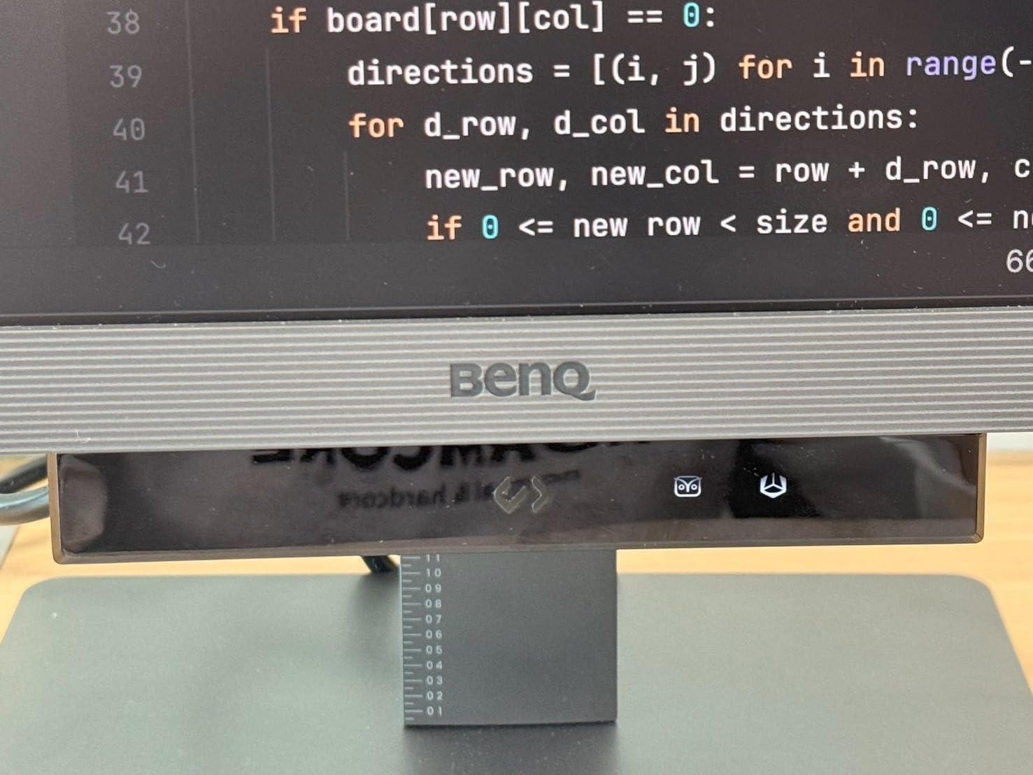 BenQ RD320U 32 inch 4K 3840x2160 Programming Monitor with 2000:1 Contrast Ratio, Nano Matte Panel, Backlight, 90W USB-C, Coding Modes, Night Hours Protection, Ergonomic Design, and Eye-Care Technology customer photo 1