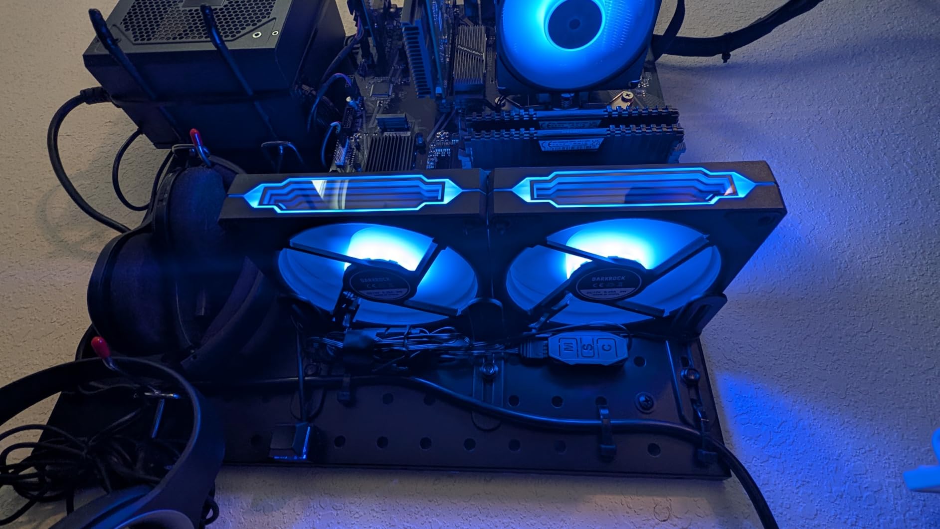 DARKROCK F120 3in1 120mm Infinite Mirror Design Case Fans with 24 LED Lights PWM Control & ARGB Effect, Hydraulic HDB Bearing for Low-Noise Operation customer photo 2