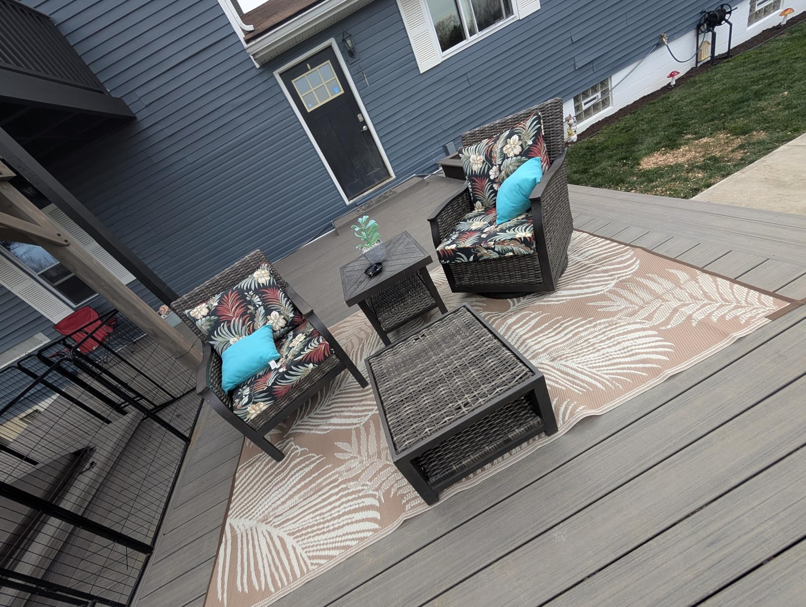 Pauwer Waterproof Outdoor Rug 10x14, Reversible Plastic Straw Patio Camping Rug, Indoor Outdoor RV Mat Carpet for Deck, Camper, Porch, Balcony, Backyard, Picnic, Leaf Brown customer photo 1