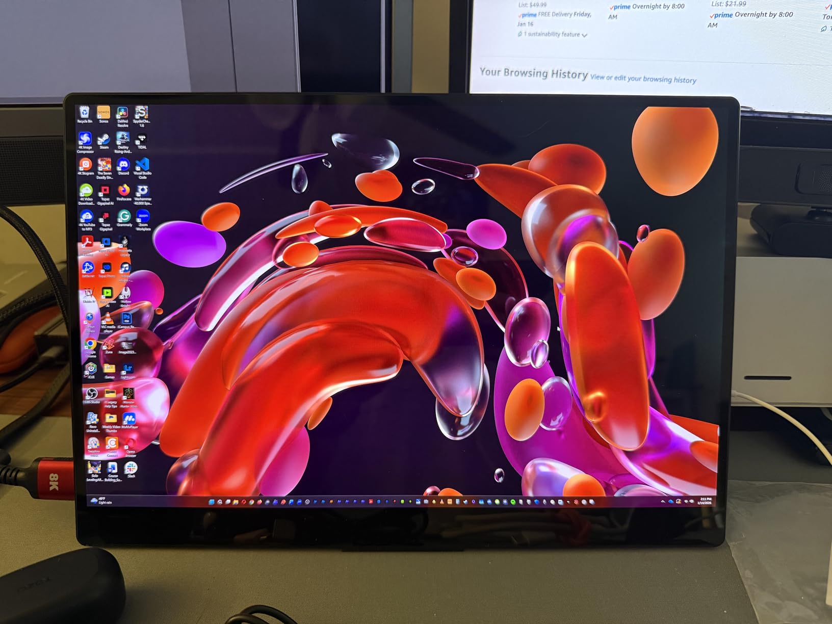 InnoView 14 Inch OLED Portable Monitor 4k UHD 3840x2400 Portable Monitor 100% DCI-P3, 100000:1 Contrast, Built-in Speakers, Travel Monitors for Laptop PC MAC Phone customer photo 1