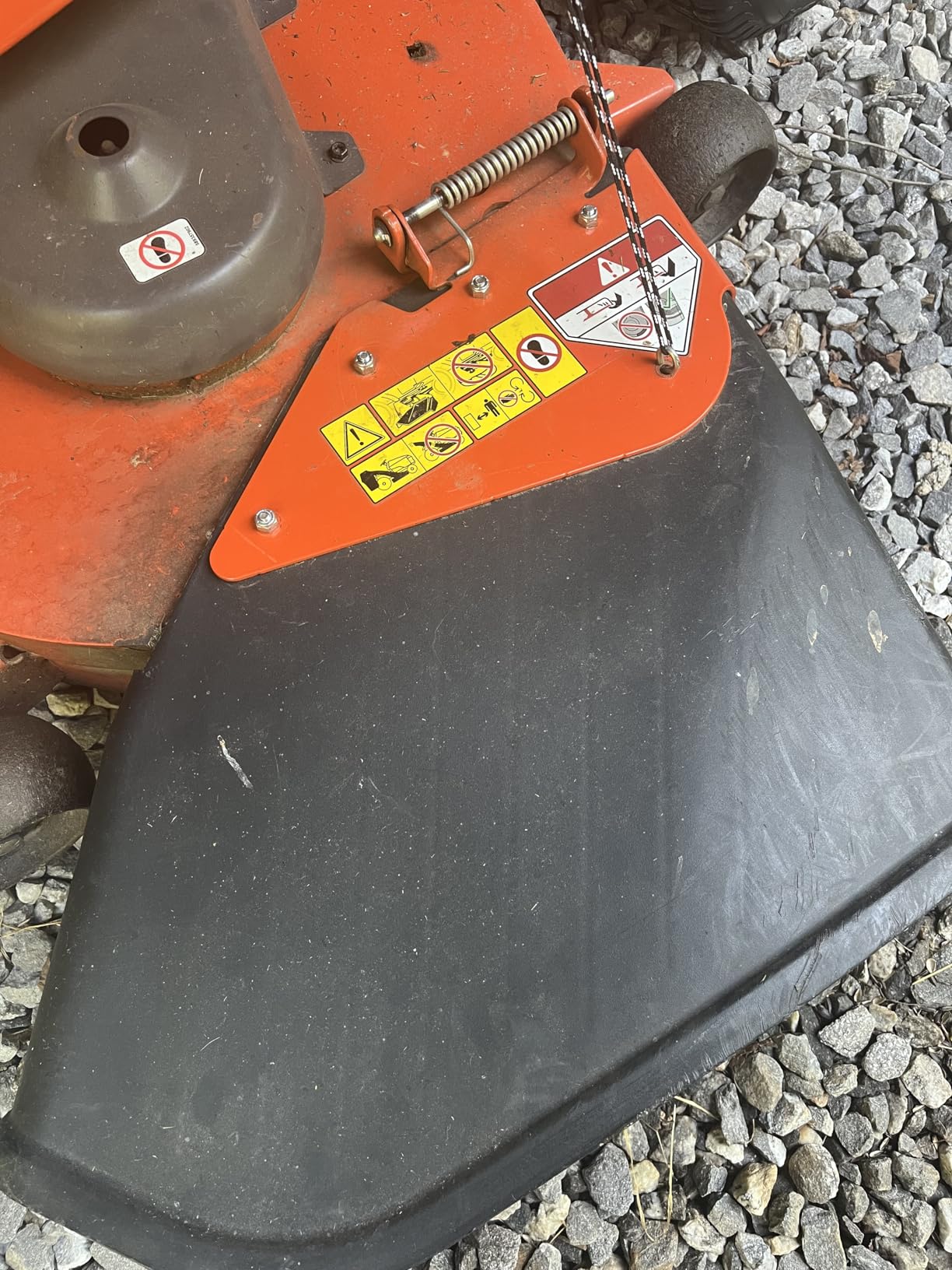Agri-Fab 45-0631 Large Capacity 32 CU FT Hard Top Mow-N-Vac, Tow Behind Lawn Vacuum, Gas Powered customer photo 2