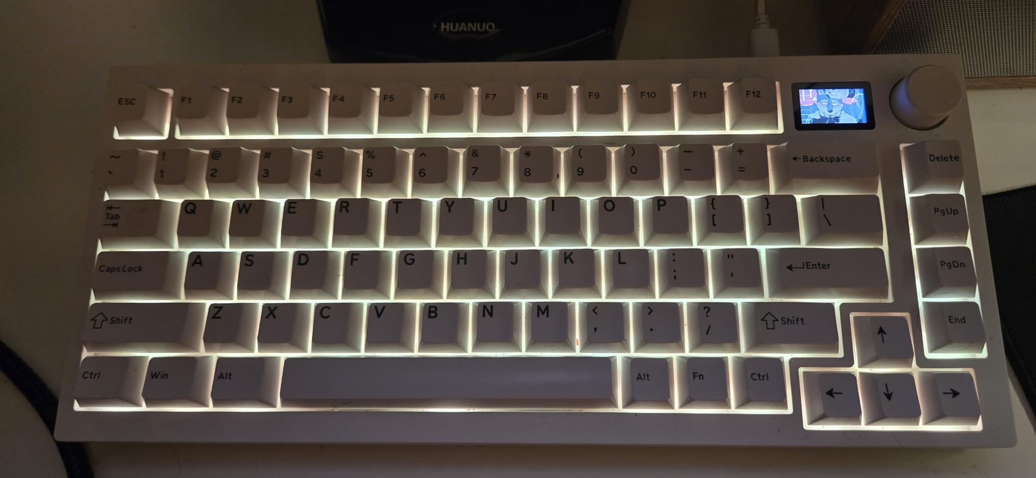 TECWARE Spectre 75 Mechanical Gaming Keyboard | Customizable LCD Screen Display & Knob | Tri-Mode Wireless Bluetooth 2.4GHz | Gasket Mount Hot Swappable customer photo 2