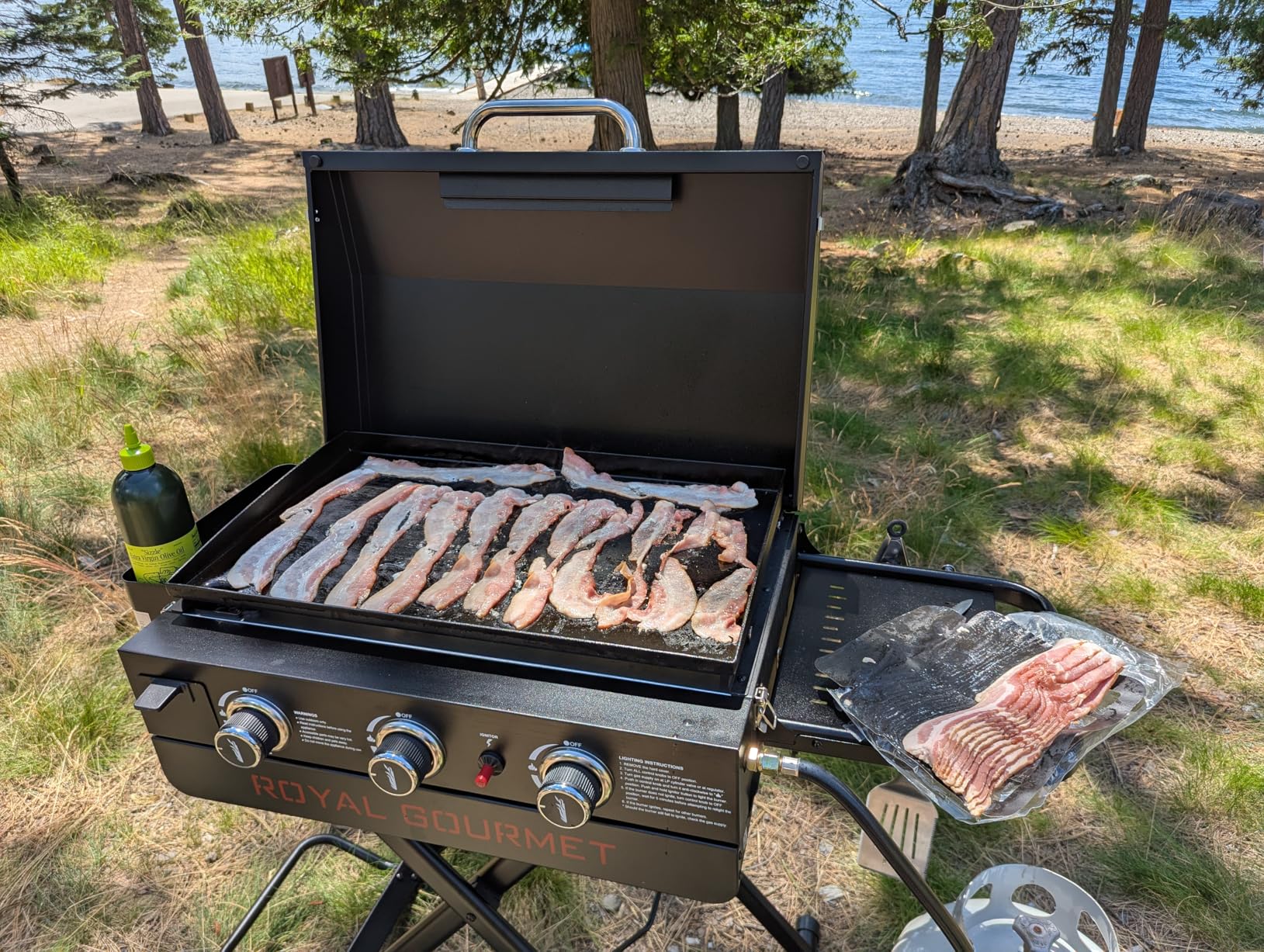 Royal Gourmet PD3001 3-Burner Propane Gas Griddle with Collapsible Stand, 23-Inch Portable Griddle, 314 Sq. In. Cooking Area customer photo 1