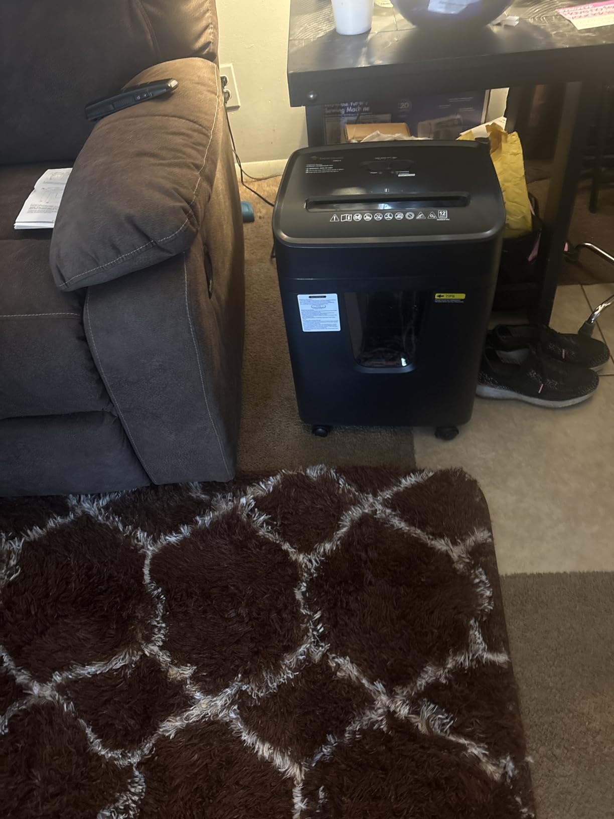 Bonsaii 12-Sheet Micro-Cut Paper Shredders for Home Office, Heavy Duty Document Shredder with 5.5 Gallon Pullout Bin for CD/Credit Card/Staple, 30 Mins Continuous Run Time, P-4 High Security, C282-B customer photo 2