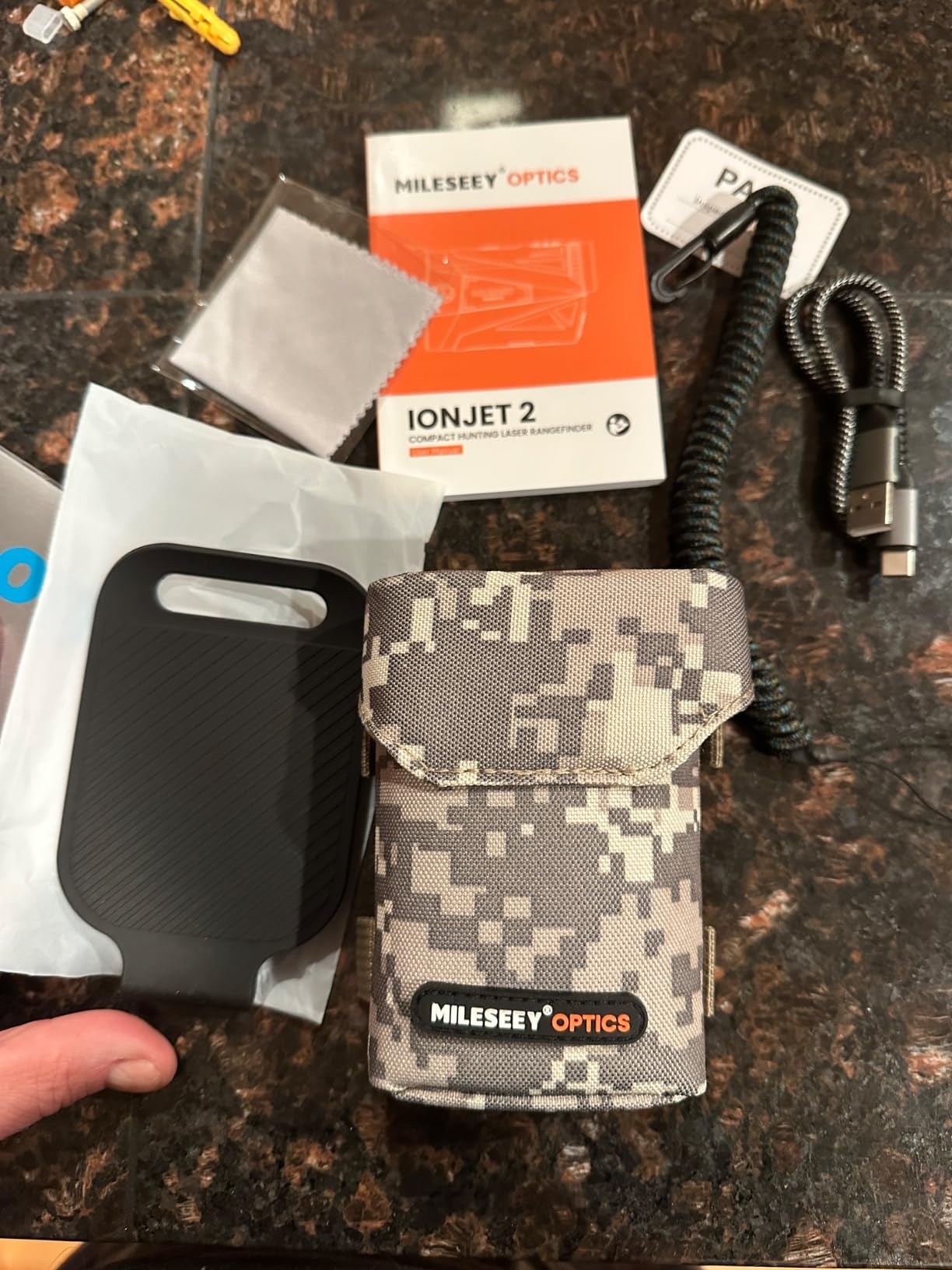 MILESEEY Hunting Rangefinder, 2000+ Yards Rechargeable Laser Range Finder with Bow Hunting Mode, Horizontal Distance/Angle/Scan, 7X Magnification, Waterproof Archery Shooting Rangefinder with Magnet customer photo 2