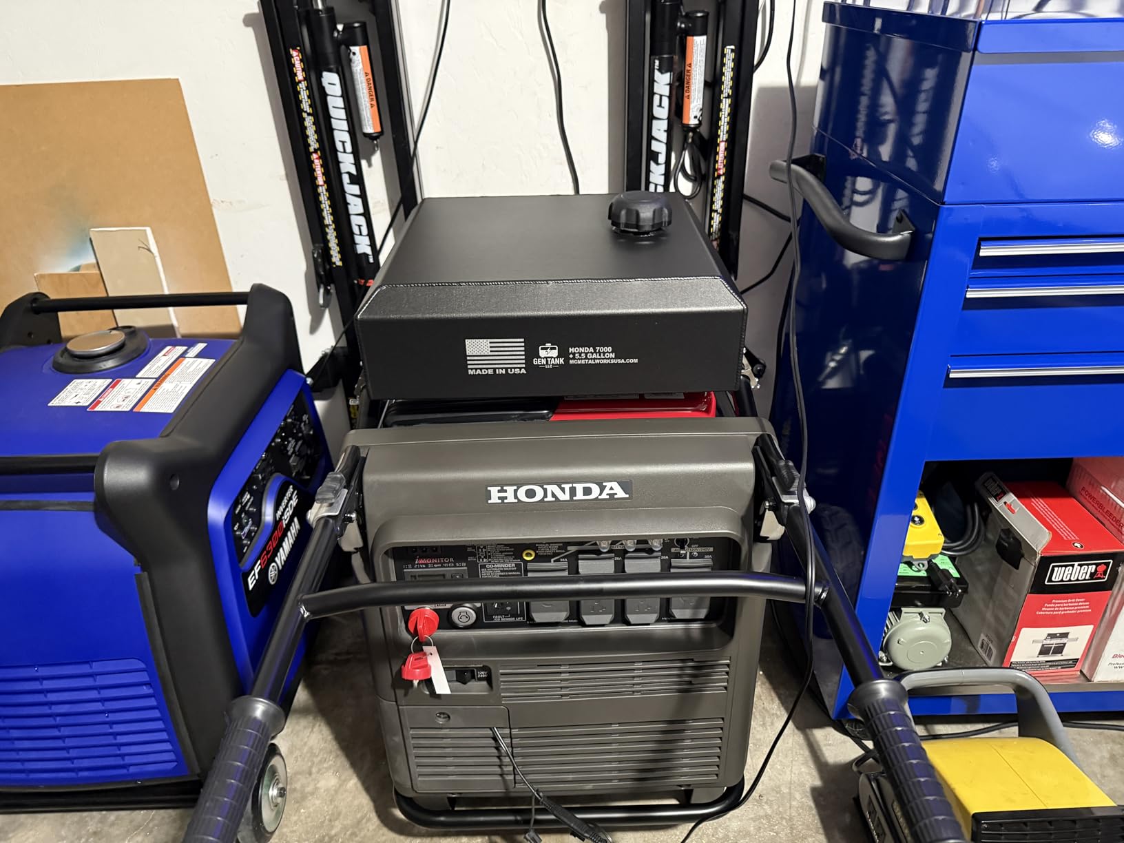 Honda EU7000iS 7000 Watt Inverter Generator Super Quiet 120/240V Gas Powered Portable Generator customer photo 1