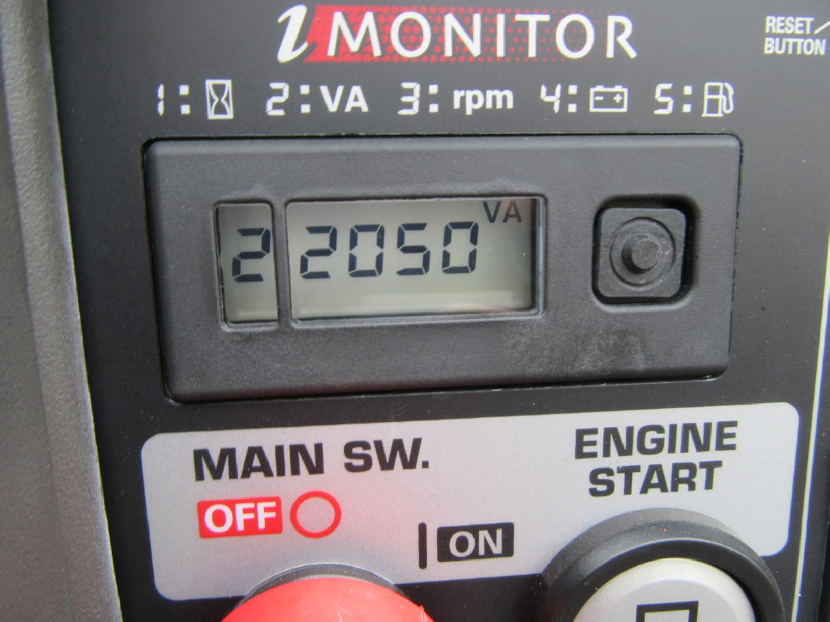Honda EU7000iS 7000 Watt Inverter Generator Super Quiet 120/240V Gas Powered Portable Generator customer photo 2