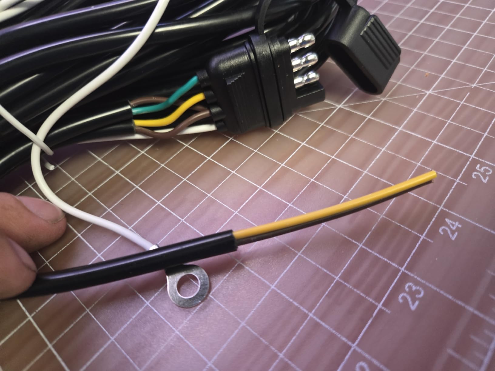 4 Pin 5 Wire Trailer Wiring Harness Kit, 26FT 16AWG Core with Jacketed Cable Trailer Light Kit 4 Way Flat 5 Wire Trailer Plug for Rewiring Both-Side Taillights on Trailers RVs and Boats customer photo 2