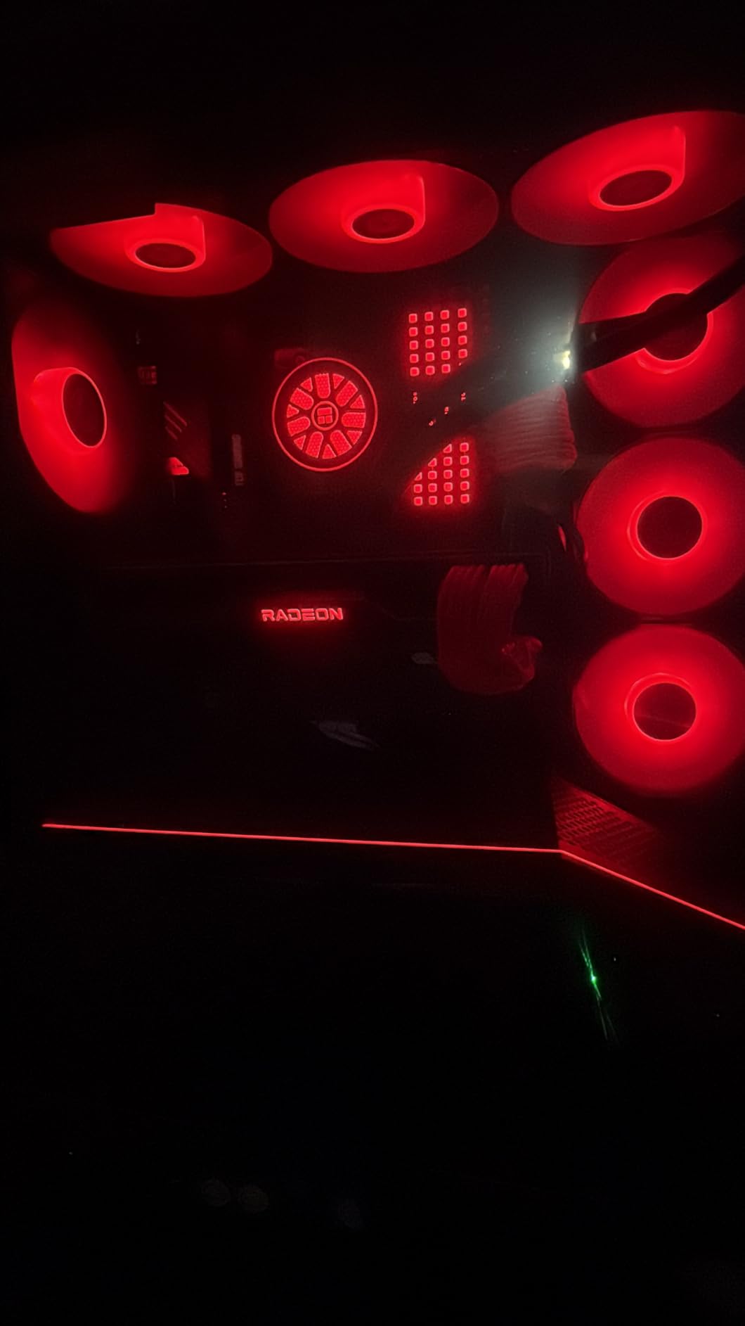 Thermaltake Toughpower GT 750W ATX 3.1 Standard Power Supply; 80 Plus Gold Efficiency; Smart Zero Fan; Native 300W PCIe 5.1 Connector; PS-TPT-0750FNFAGU-3; 5 Year Warranty customer photo 2