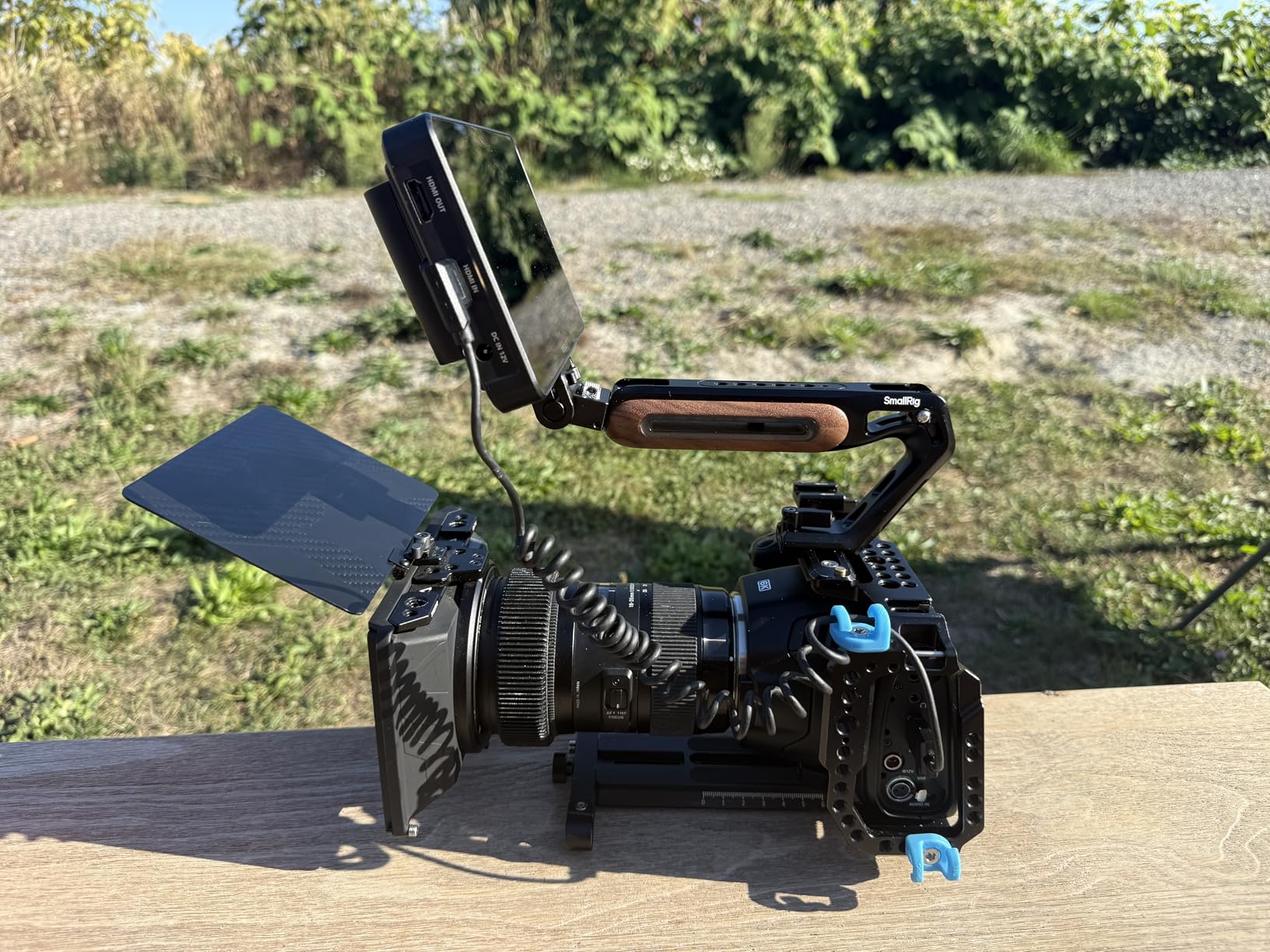 NEEWER F700 7