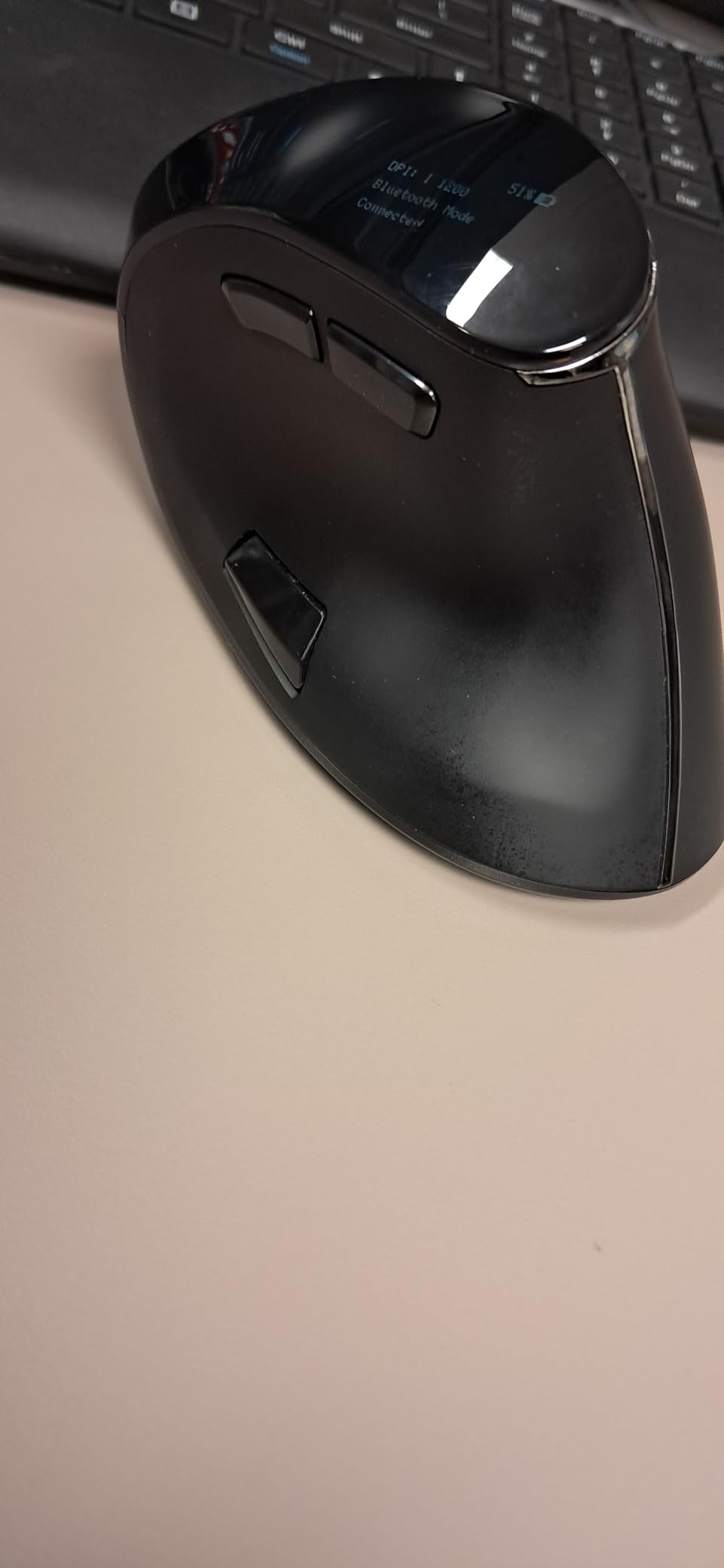 Ergodriven Om Vertical Ergonomic Mouse | Wireless: Bluetooth & 2.4G | Rechargeable, Optical, 4 DPI Levels, 5 Custom Buttons | for PC, Mac, Laptop, Computer | Silent Click | Copy/Paste Function customer photo 2