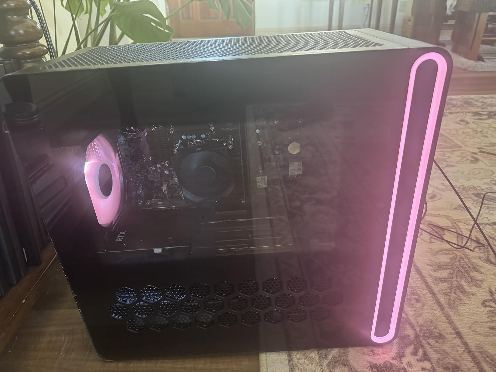 Alienware Aurora Gaming Desktop ACT1250 - Intel Core Ultra 7 265F, 32GB DDR5 RAM, 1TB SSD, NVIDIA GeForce RTX 5070, 1000W Platinum Rated PSU, Windows 11 Home customer photo 3