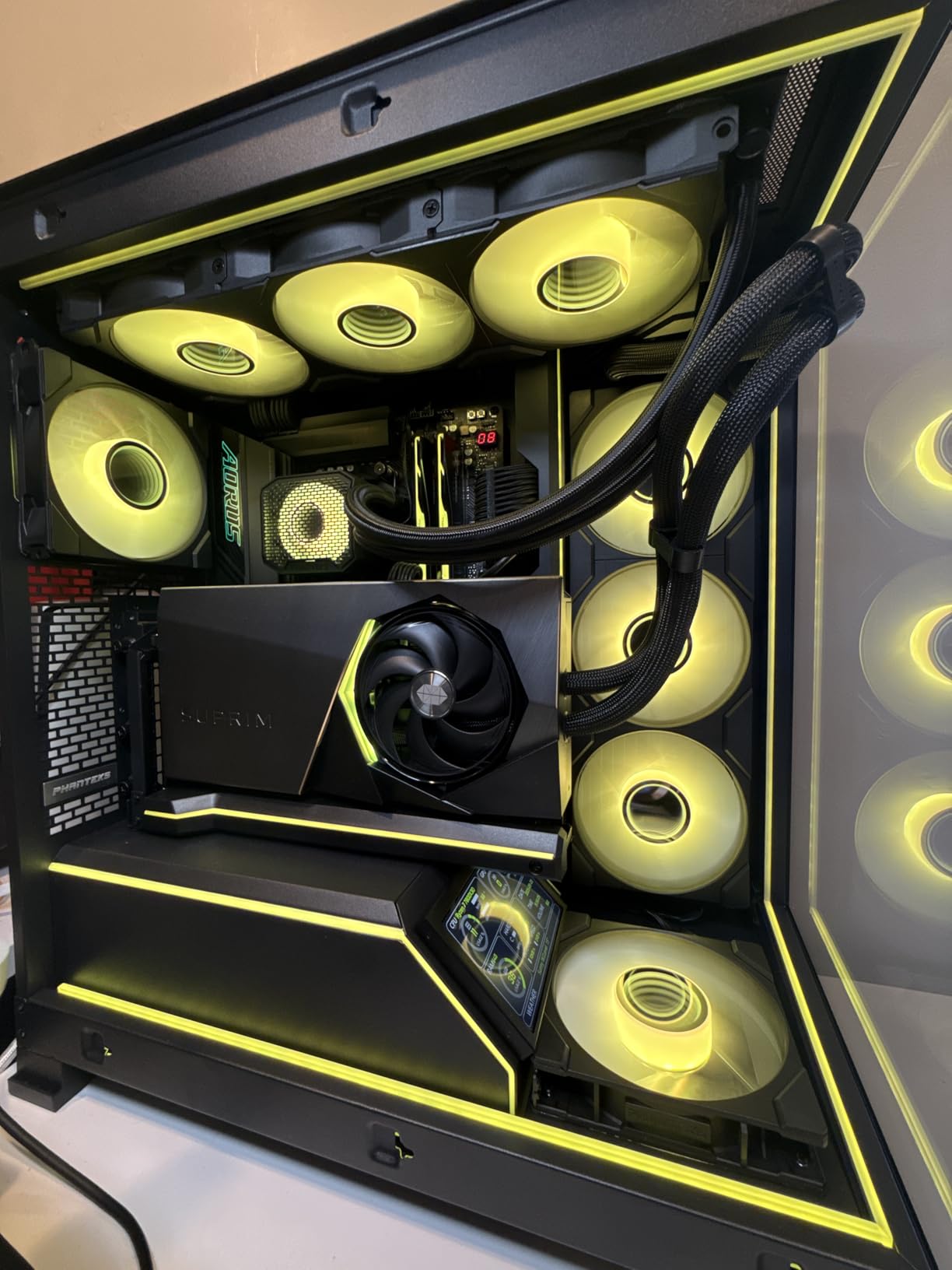Phanteks M25-120 Gen2 Reversed Blade Triple Pack - 3X 120mm ARGB High Performance Cooling Fans - Daisy-Chain - Infinity Mirror customer photo 1