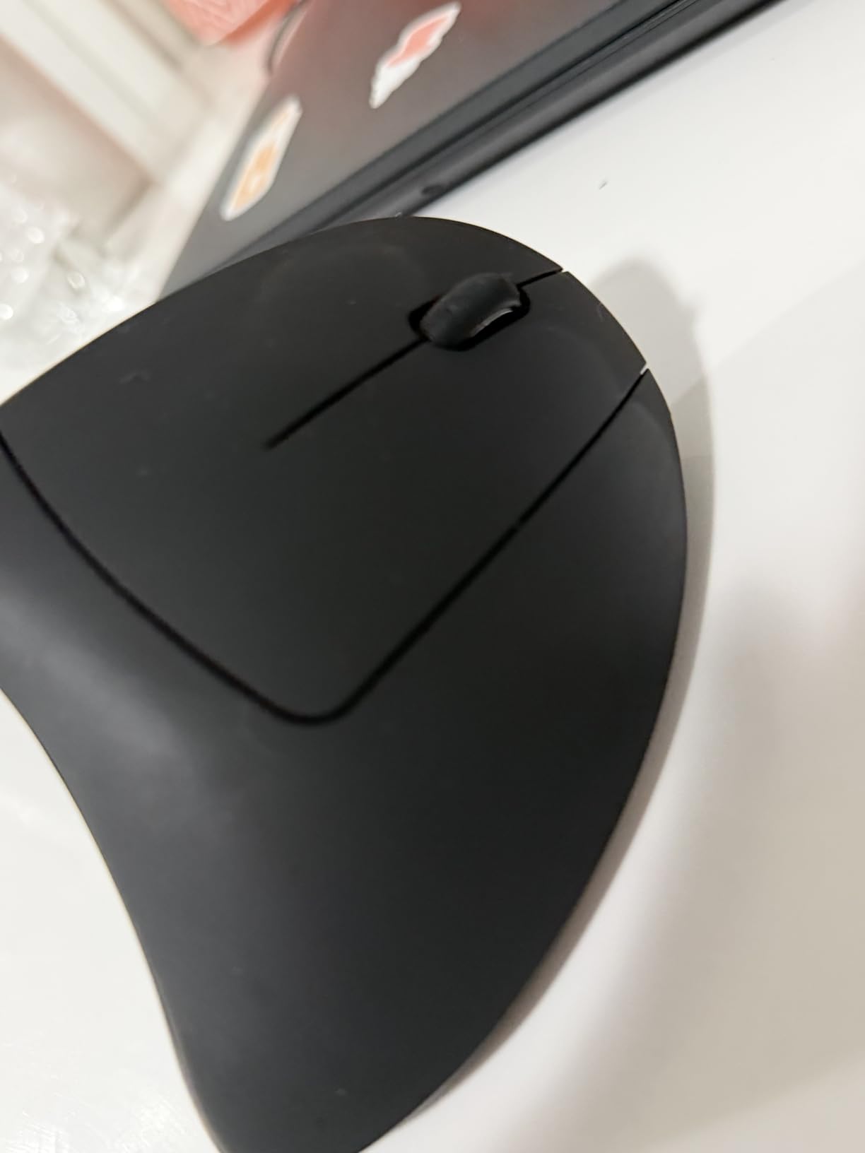 TECKNET Rechargeable Wireless Ergonomic Mouse,2.4GHz USB Vertical Mouse with Silent Click,4800 DPI Mouse with 6 Adjustable DPI,6-Button Computer Mouse for Laptop,PC, MacBook (No Batteries Needed) customer photo 2