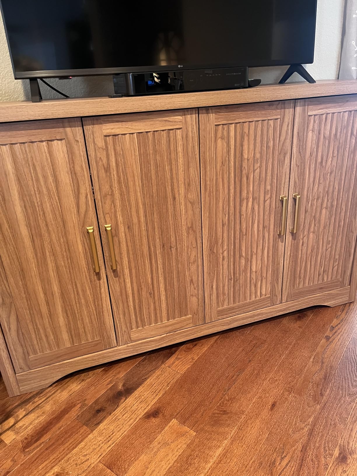 Fluted Buffet Cabinet with Storage Accent Sideboard, Modern Credenza with 4 Doors & Adjustable Shelves, Wood Coffee Bar Table Console for Dining Room Kitchen Living Room Entryway, Natural Oak customer photo 1