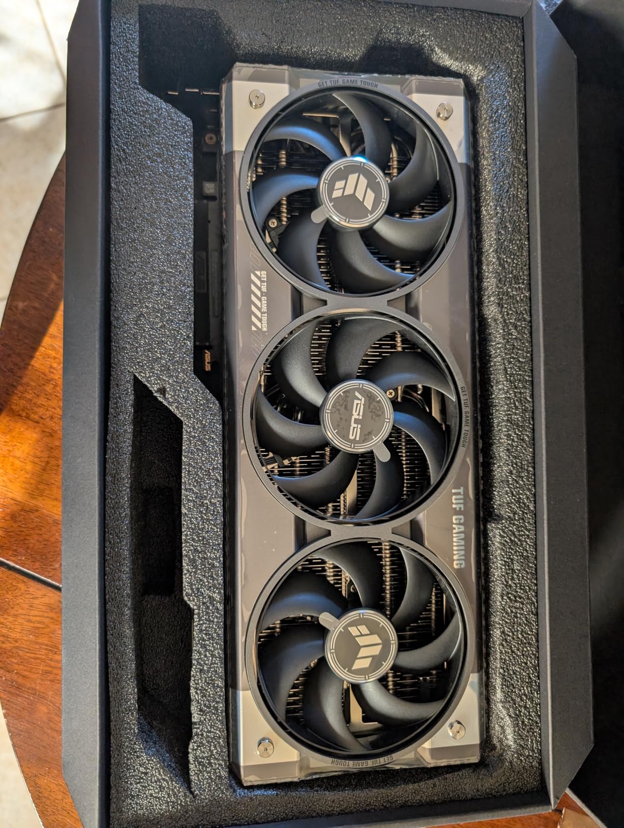 ASUS TUF Gaming GeForce RTX 5080 16GB GDDR7 OC Edition Graphics Card customer photo 1