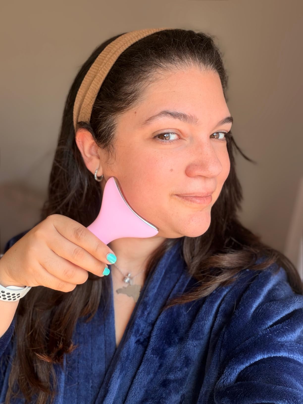 REVO Genie | 3-in-1 Face & Neck Beauty Massager with Heat, 3 Light Therapies, Smart Vibration | Red Light, Blue Light, Green Light Therapy for Smooth Glowing Skin customer photo 1