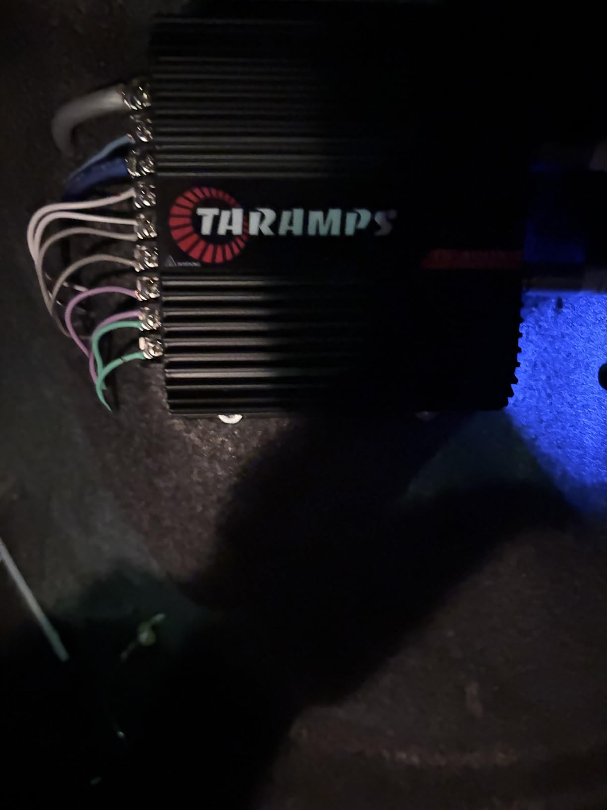 Taramps TS 400x4 2 Ohms Black Multichannel Stereo Amplifier 400 Watts Rms, 4 Channels, Full Range, Car Audio Digital 2 Bridged Channel, Crossover High/Low Pass, with RCA and Automatic High Level Input customer photo 2