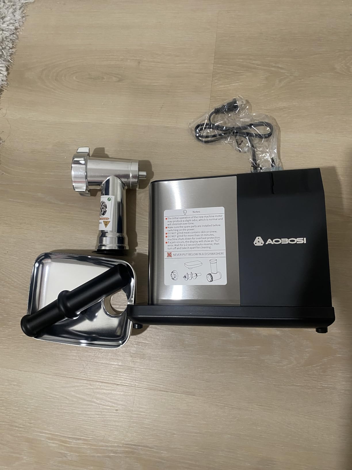 AAOBOSI Meat Grinder Electric 3000W Max with Touch Color Screen, Auto-Reverse & Built-in Storage - 3 Speed Settings, Grinding, Sausage & Kibbe Making for Home Use customer photo 1