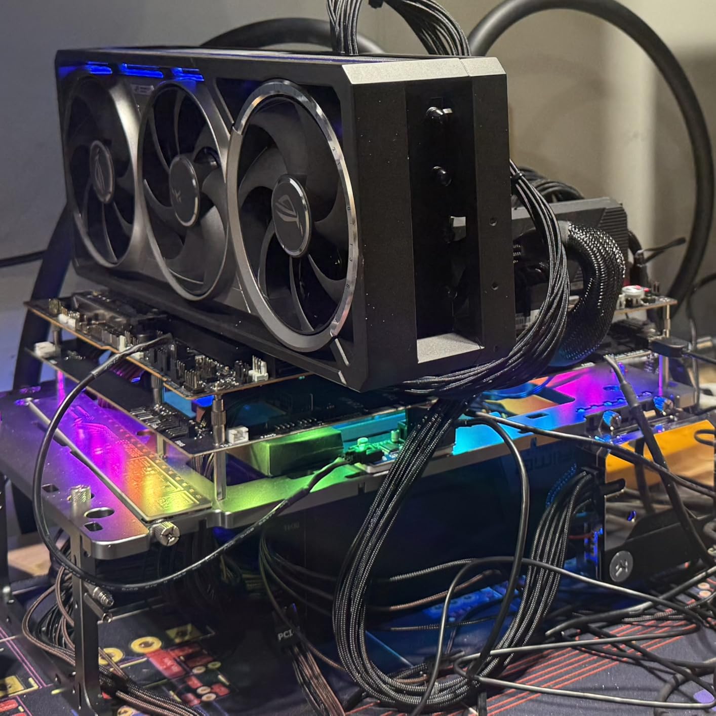 ASUS TUF GeForce RTX 5090 32GB GDDR7 OC Edition Graphics Card customer photo 2